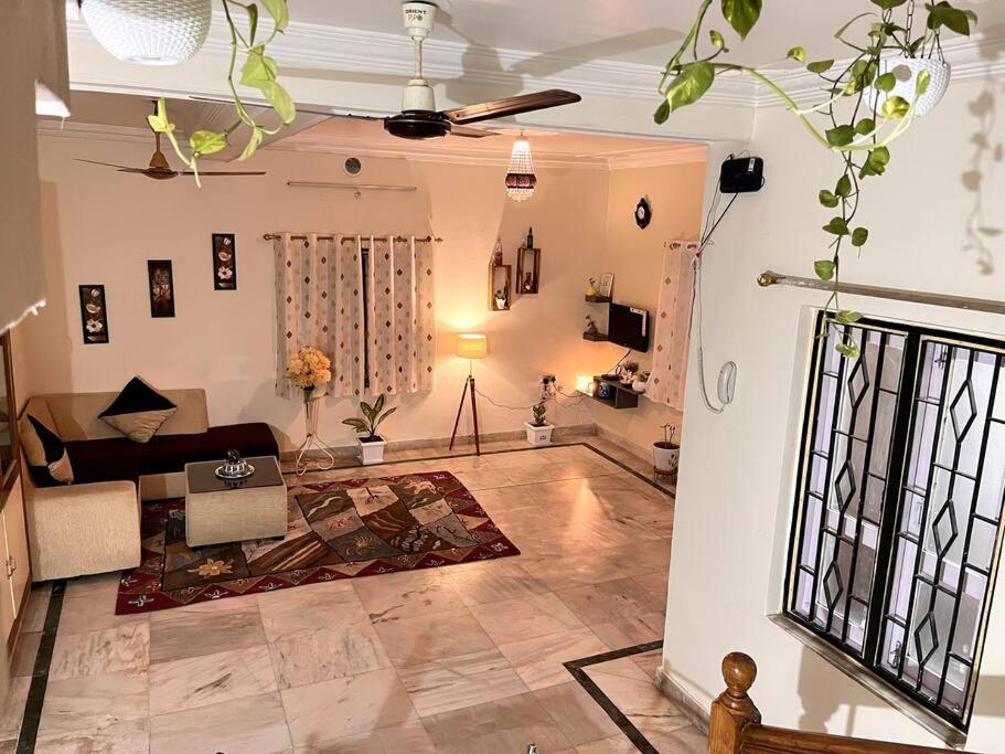 Gauranga Kutir-A Spiritual Villa Retreat 부바네스 외부 사진