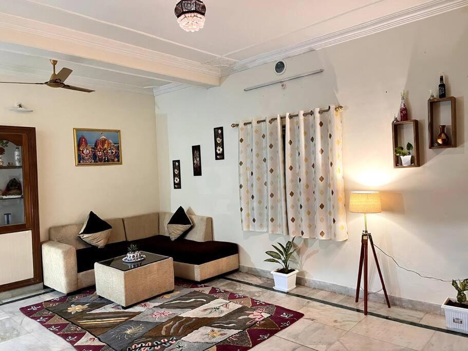 Gauranga Kutir-A Spiritual Villa Retreat 부바네스 외부 사진