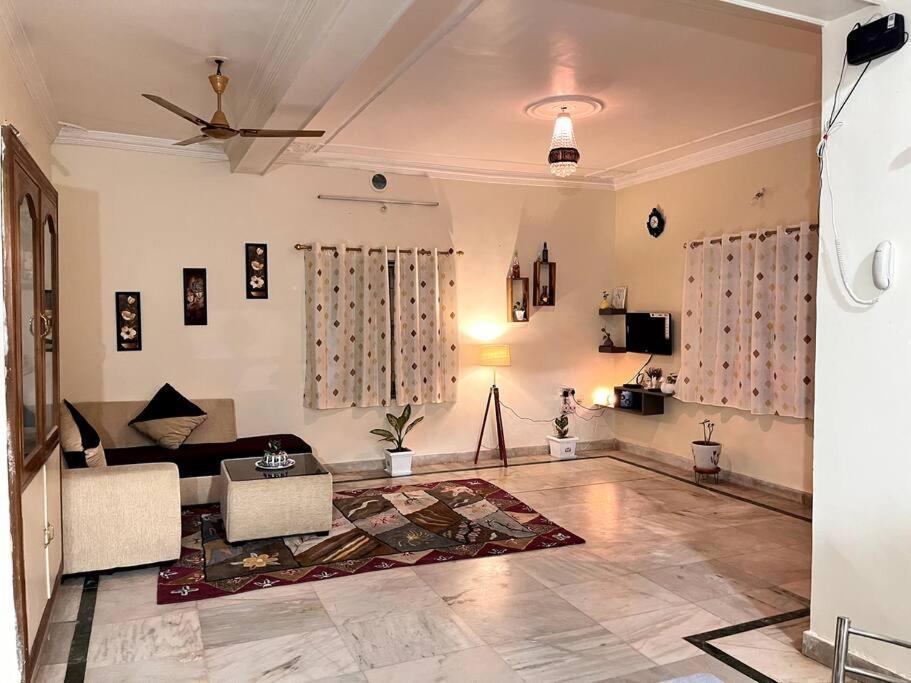 Gauranga Kutir-A Spiritual Villa Retreat 부바네스 외부 사진