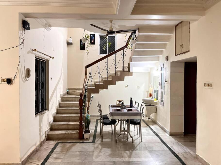 Gauranga Kutir-A Spiritual Villa Retreat 부바네스 외부 사진